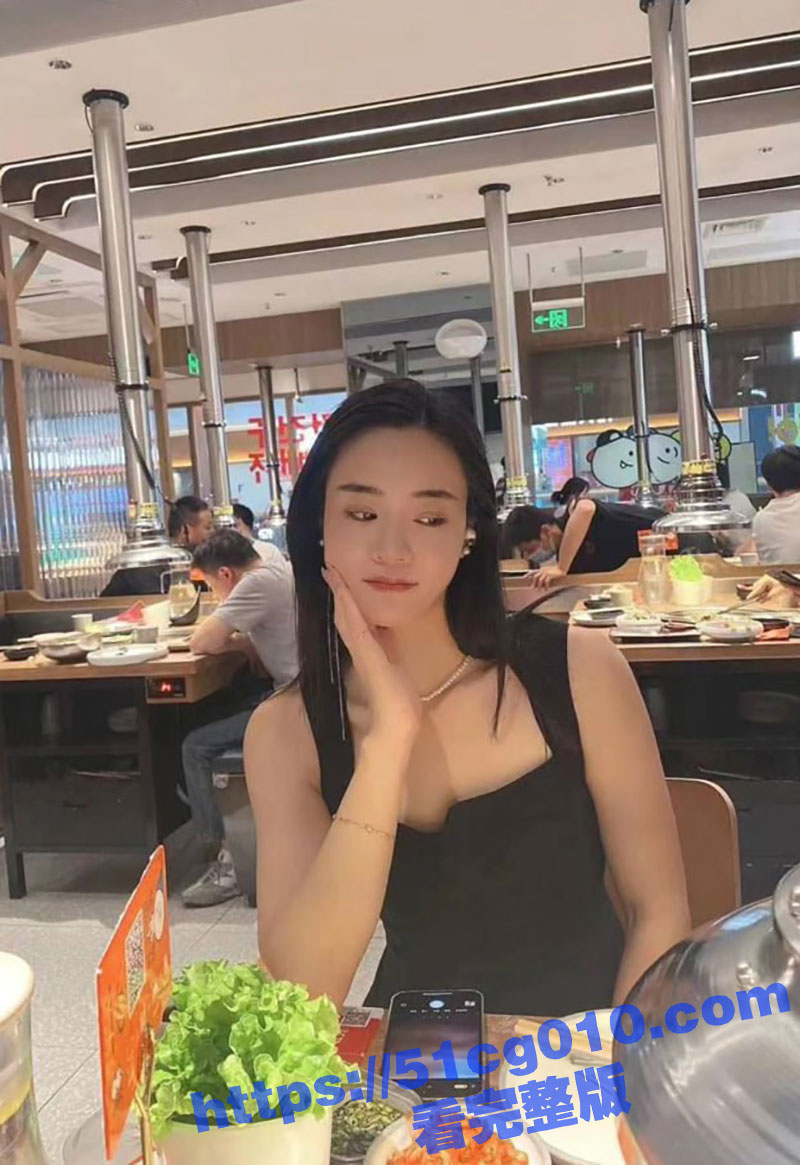 极品良家少妇私密视频流出 高冷御姐类型的她 在床上有点骚啊！还是人妻最有味道了！
