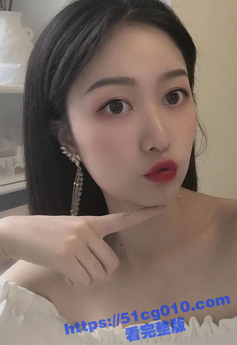 厦门Soul极品拉丁舞女神被大屌征服 主动浪叫求操 喜欢被强奸的感觉 真是太骚了