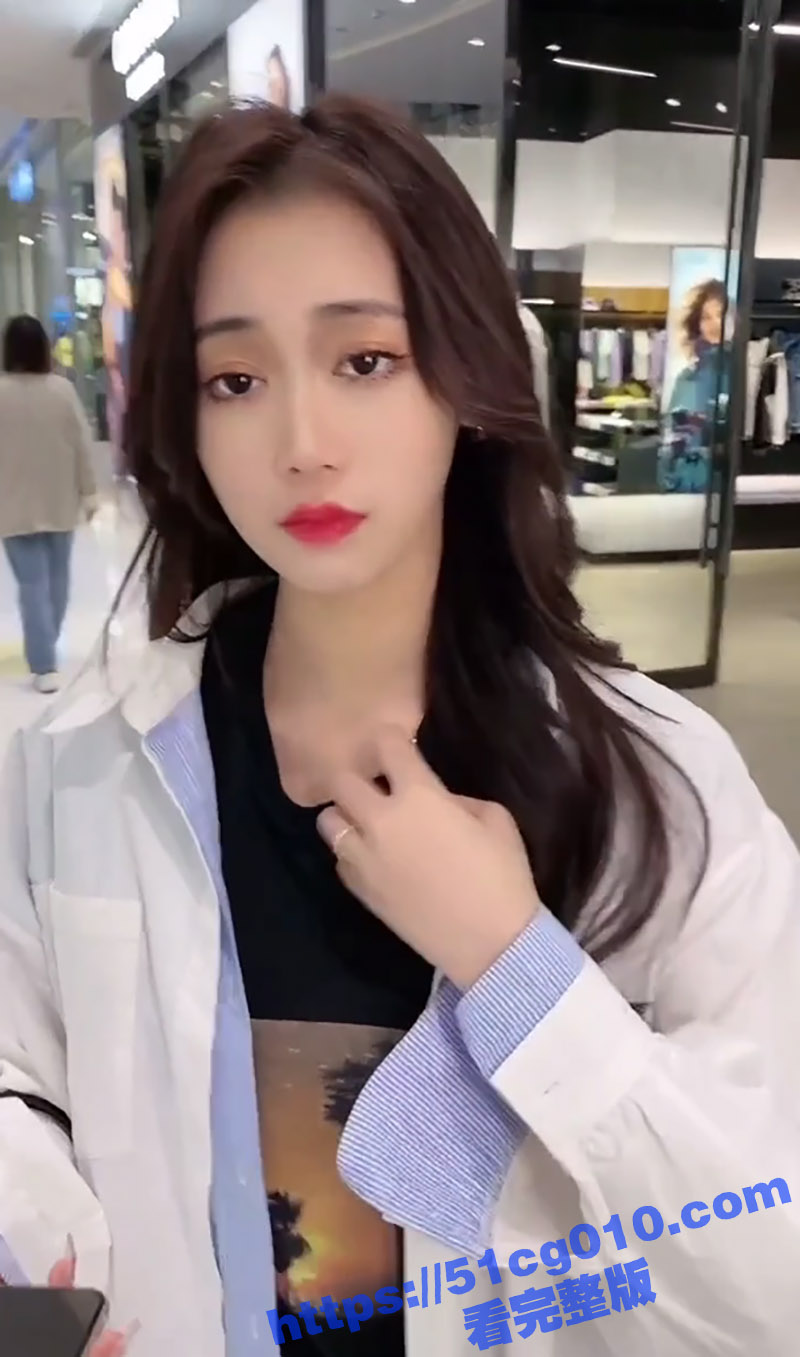 母子乱伦剧情混剪 有个这样的绝美骚妈还需要女朋友么？