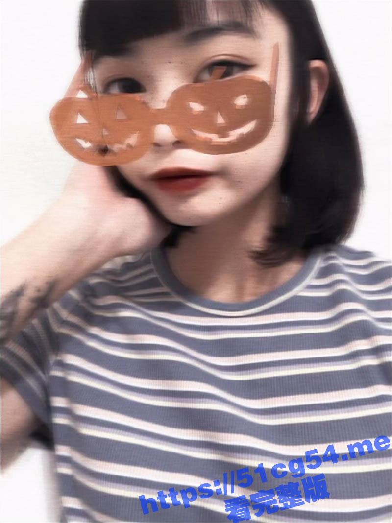 台湾高雄公务员 陈子琪 非常听话的翘臀美女 穿上情趣内衣这屁股真欠操啊 分手后视频遭前男友泄密