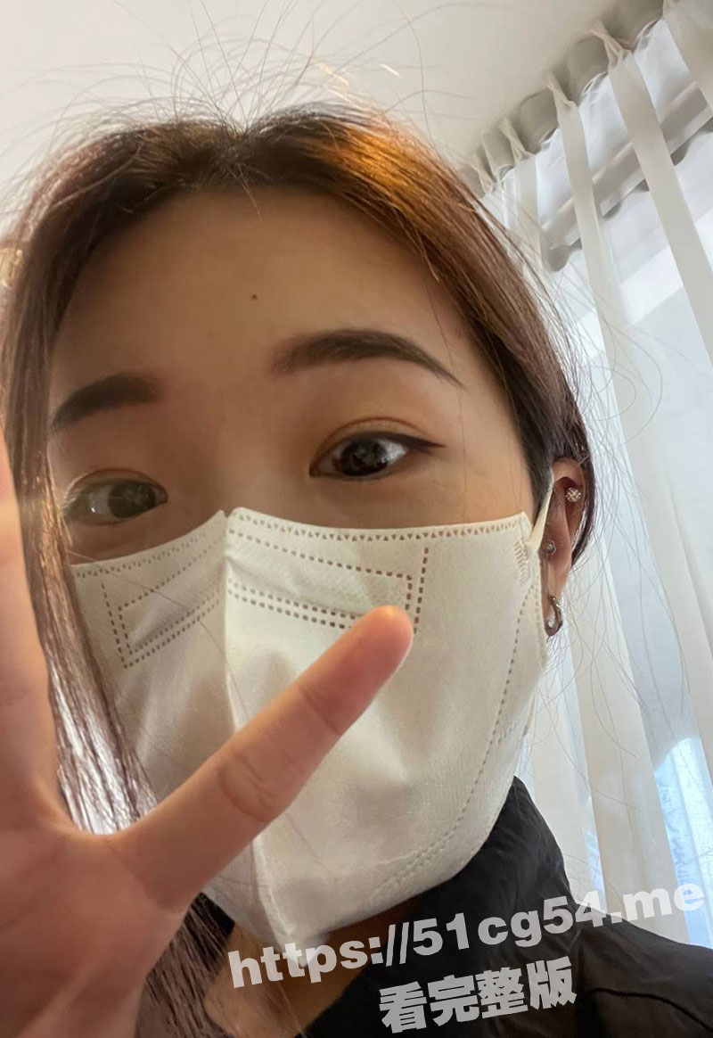 叔嫂乱伦！与性感可爱的反差淫荡嫂子偷情 平日里清纯的她如今也乖乖的在我胯下吃鸡吞精！