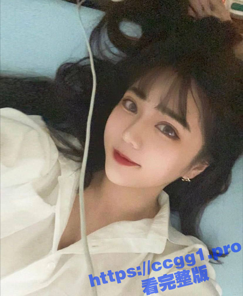 合肥工业大学 超喜欢后入的反差婊 杜娜 被曝光！白浆很多最爱无套内射 真是个极品骚逼啊！