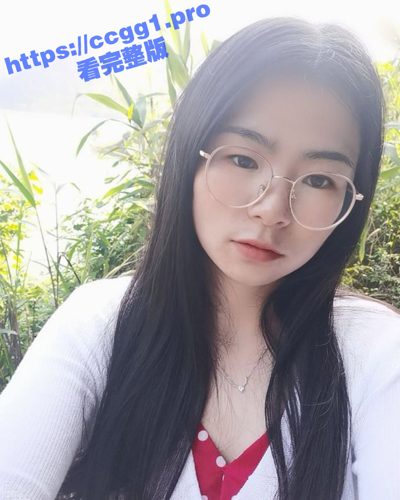 江西萍乡经济技术开发区 某团学校的后勤老师和前男友不雅视频流出 啪啪后被射的满脸都是！