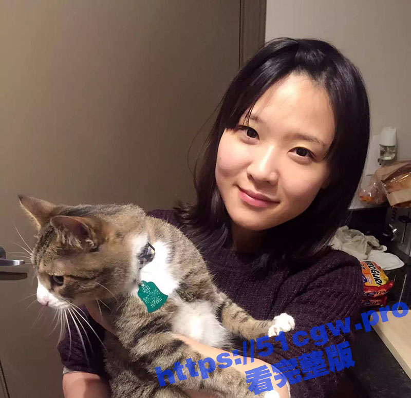 湖南某互联网公司设计师 陈莎莎 身材性感臀翘腿长 现已为人妻 遭前男友报复 流出不雅照和性爱视频