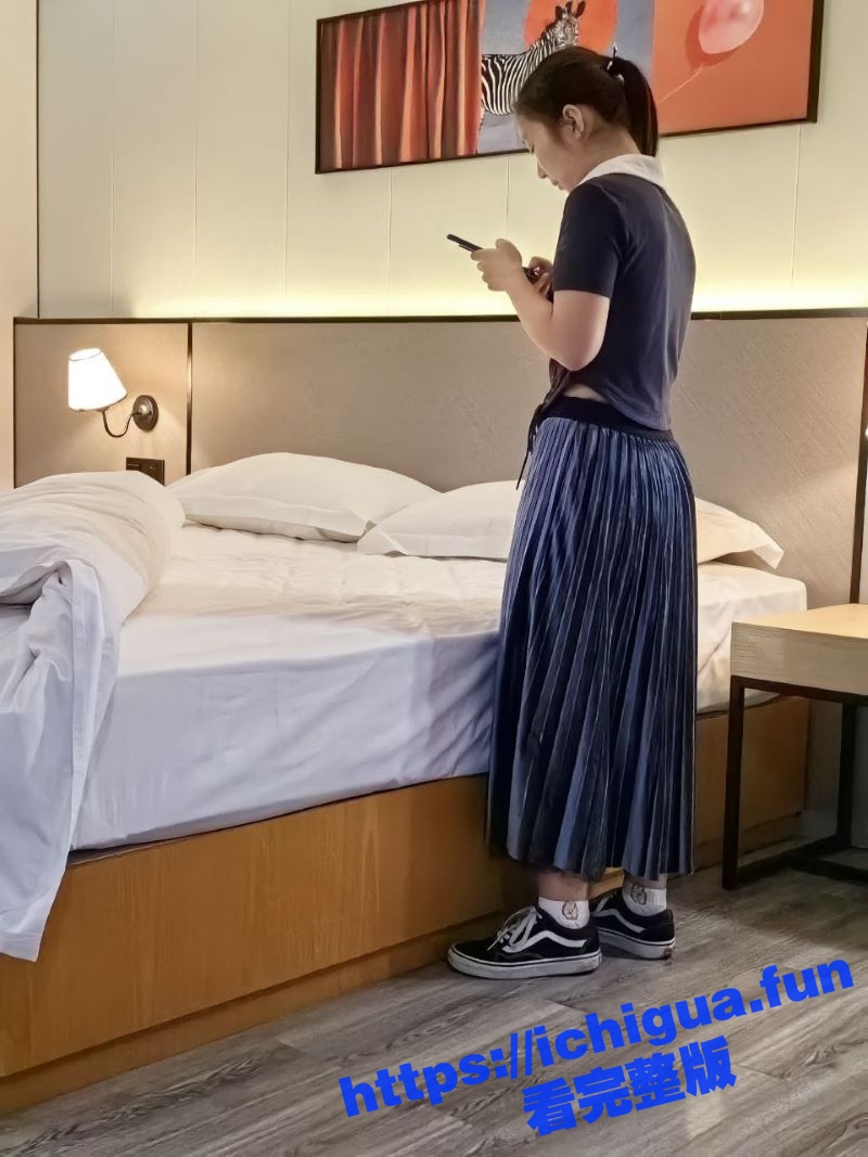 曝光广州极品人妻 郭利霞 在家性冷淡 与炮友聊骚不堪入目 穿着老公买的情趣内衣给炮友献逼！