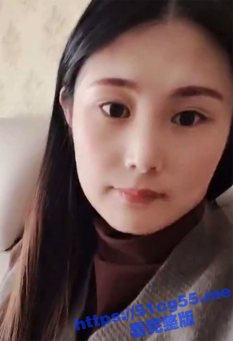推特露脸骚妻 吴小仙儿 看起来就像邻家姐姐 其实早就被老公调教成主动约单男3P的反差母狗！