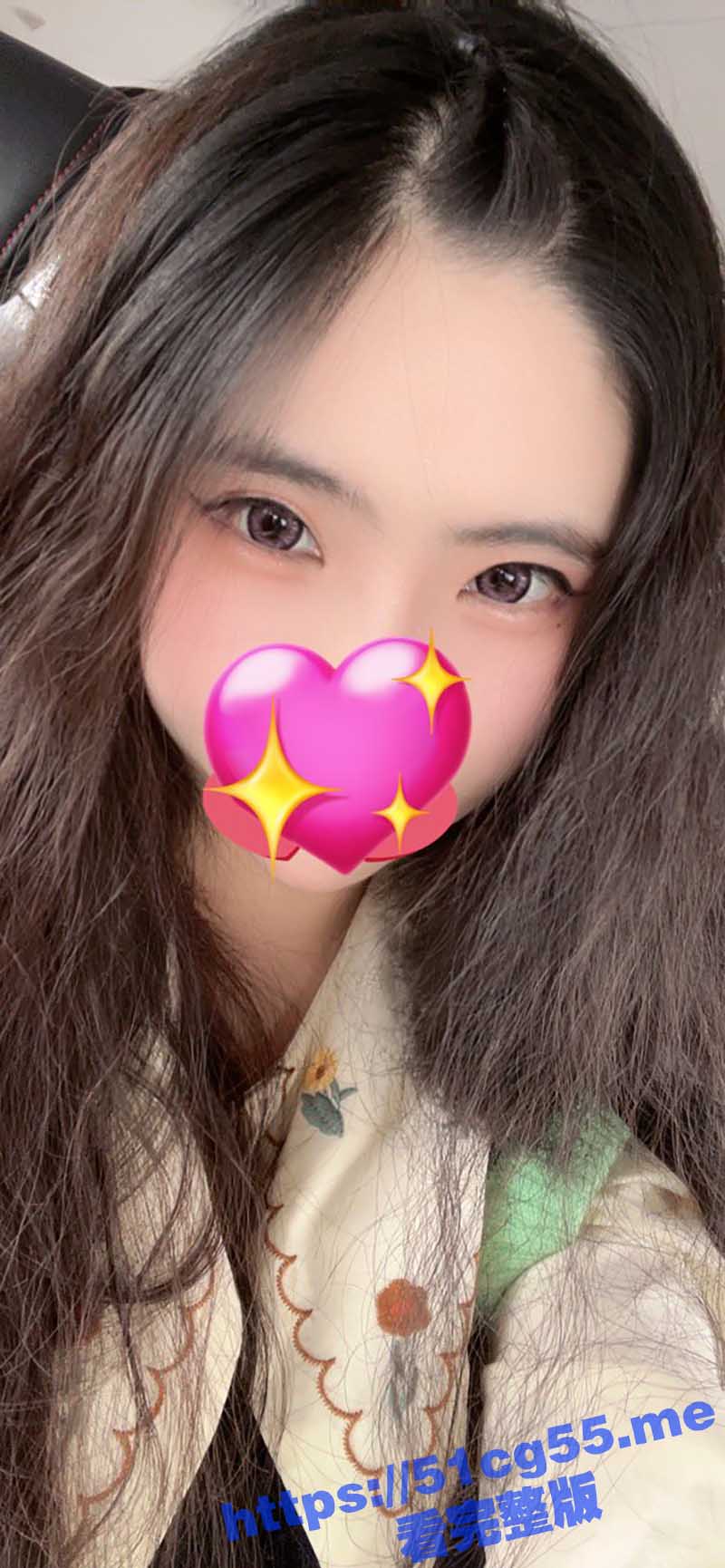 超高颜值的极品女神沪上十三姨 自称全球最紧鸡巴套子 身材也是超赞 两个圆润的奶子实在太美了