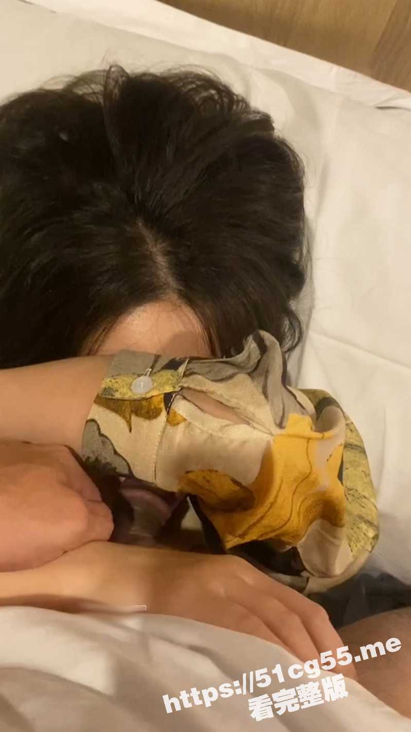 常州反差婊 张娇滔 嘴上说着不要 其实悄悄的在笑！半推半就大黑屌就塞到嘴里 吃的可香了！