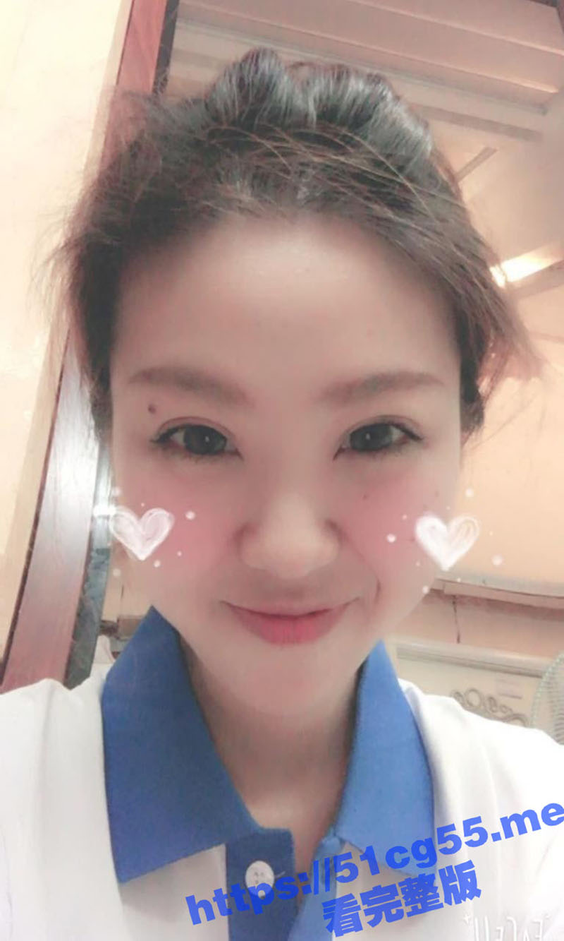 河南郑州销售员 肖欣月 身材苗条腰细屁股翘 刚来公司就被色逼老外上司操了 蹂躏舔逼大屌插入高潮迭起