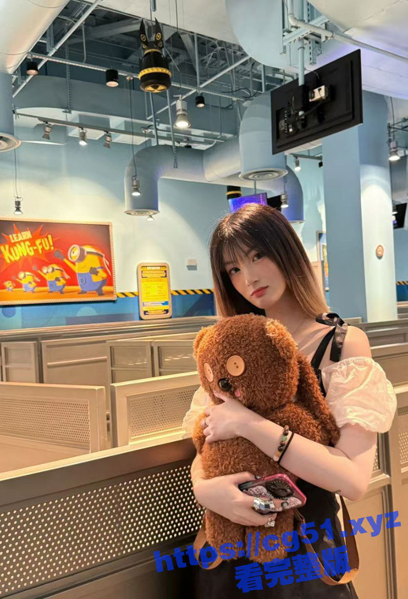 浙江杭州极品反差婊 何悦奕 甜美气质型的高颜值美女 私底下却是主人的小母狗！