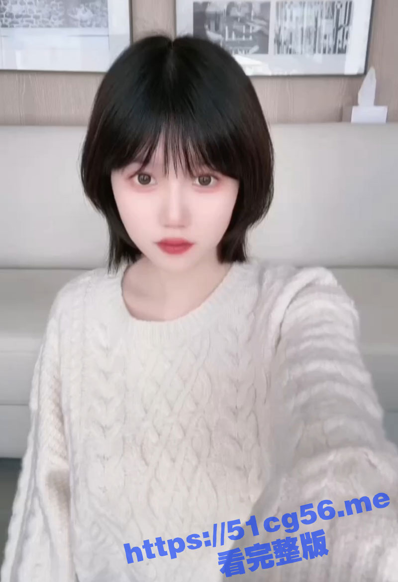B站直播5年 微博百万粉丝清纯coser 小仓千代w 被爆出前身是推特福利姬 笔芯yo优优mi ！