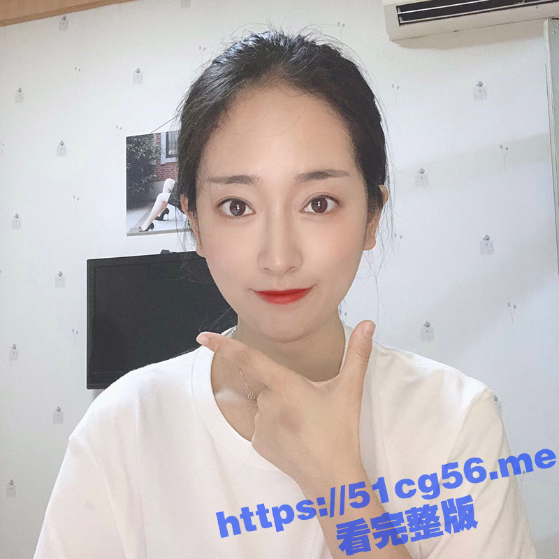 四川西华大学 何冰萱 背着男友发骚照约凯子 公园厕所全裸露出做爱太骚了！