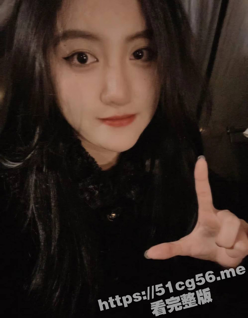 云南民族大学母狗 黄婧瑶 妥妥校园公交车 宿舍发情摸奶勾引男同学 约炮学长全曝光！