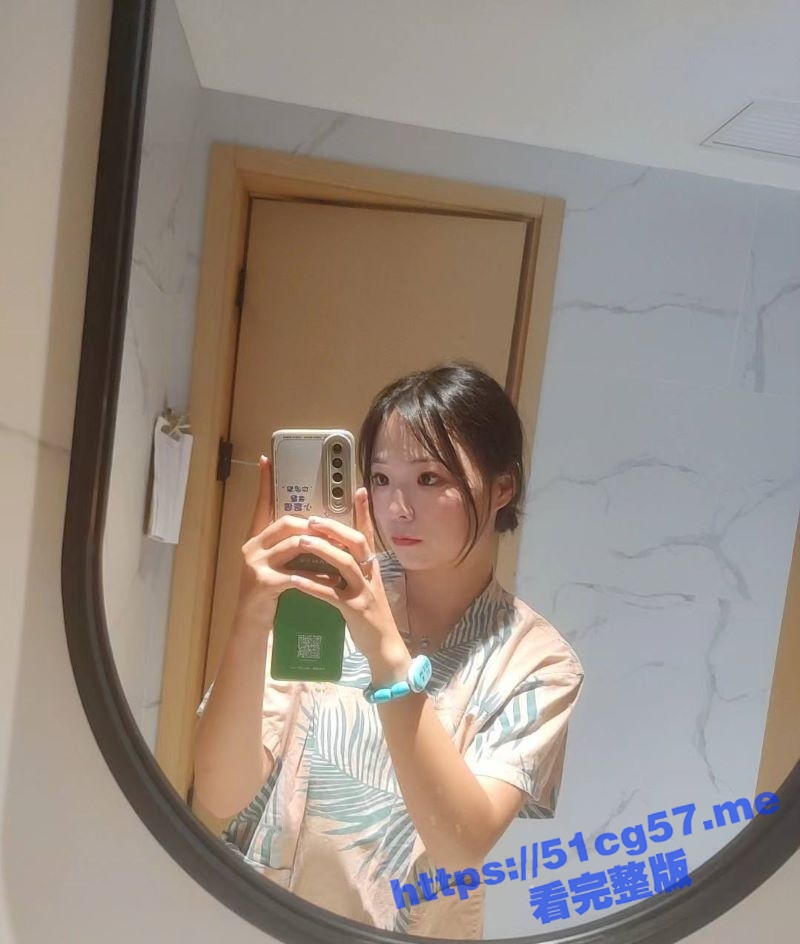 连云港电子厂厂妹 李沫熙 与渣男分手惨遭曝光 发现被偷拍的时候默默无闻 现在后悔都来不及了吧？