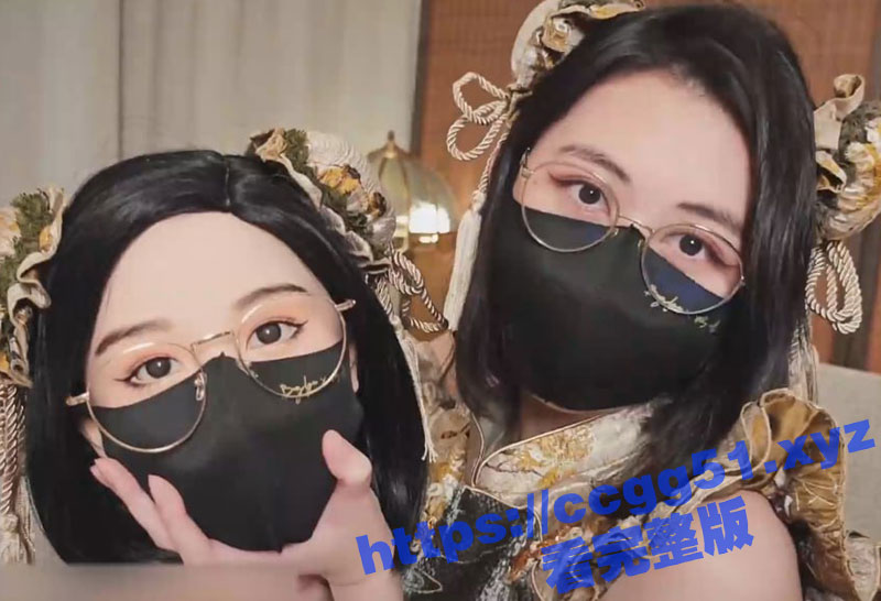 推特顶级巨乳网黄 奶咪 推出等身比例真人娃娃 双头龙阳具自己操自己！这简直是双重快乐！