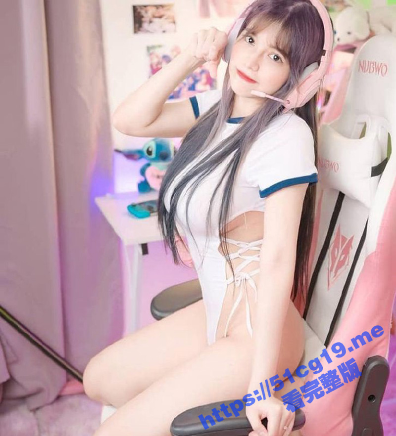 越南主播 华人大佬约炮开发出来的 Twitch 平台大奶主播性爱自拍流出 奶子十分胸狠