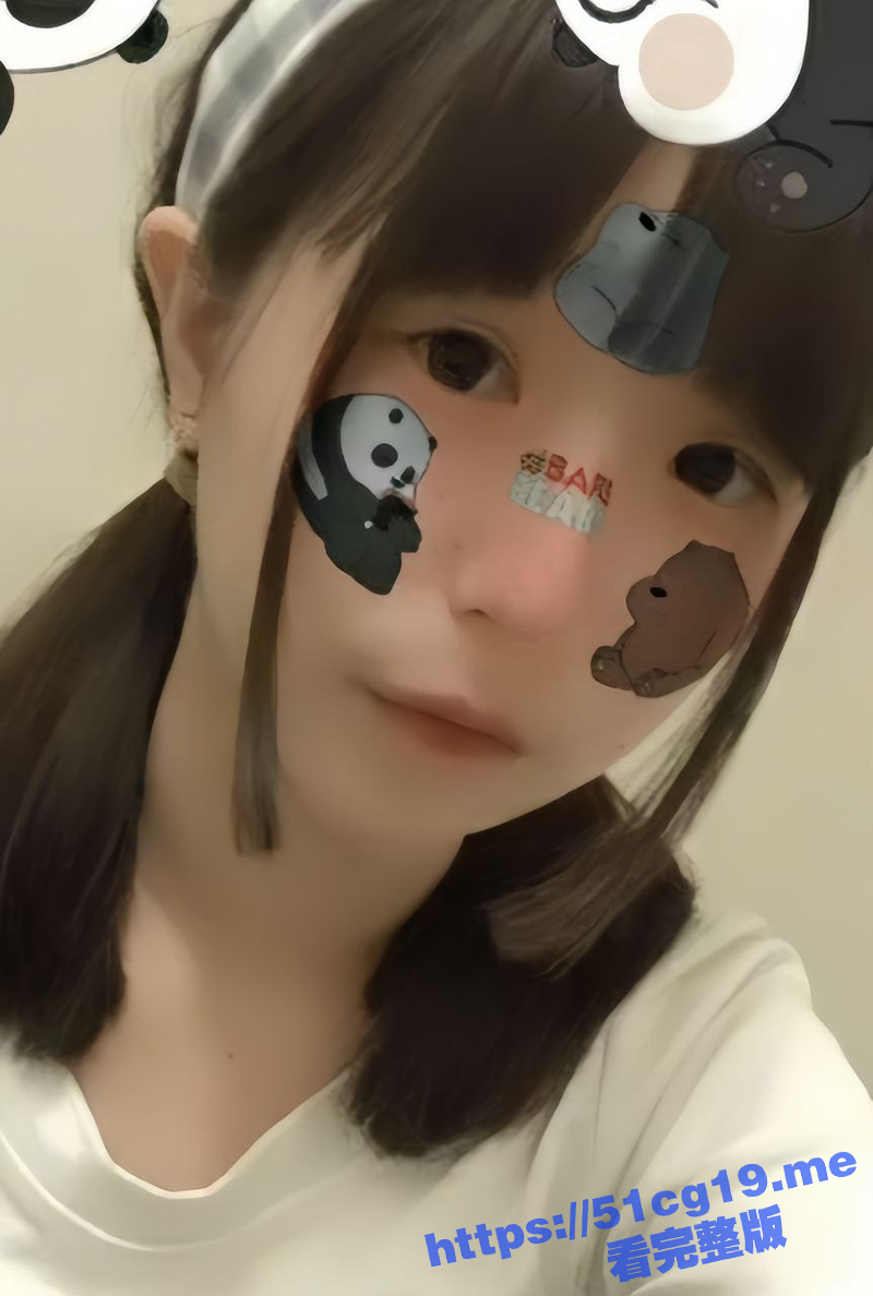 台湾巨乳清纯可爱超害羞的女大学生，和男友无套打炮自拍视频泄密流出