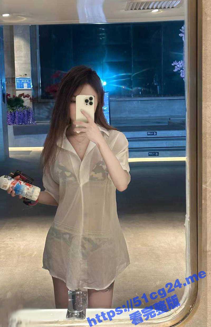 贵州最骚小母狗 女海王 兰亦卉 同时谈三个男朋友 喜欢多人运动 淫乱群交 还自己组织开淫趴！