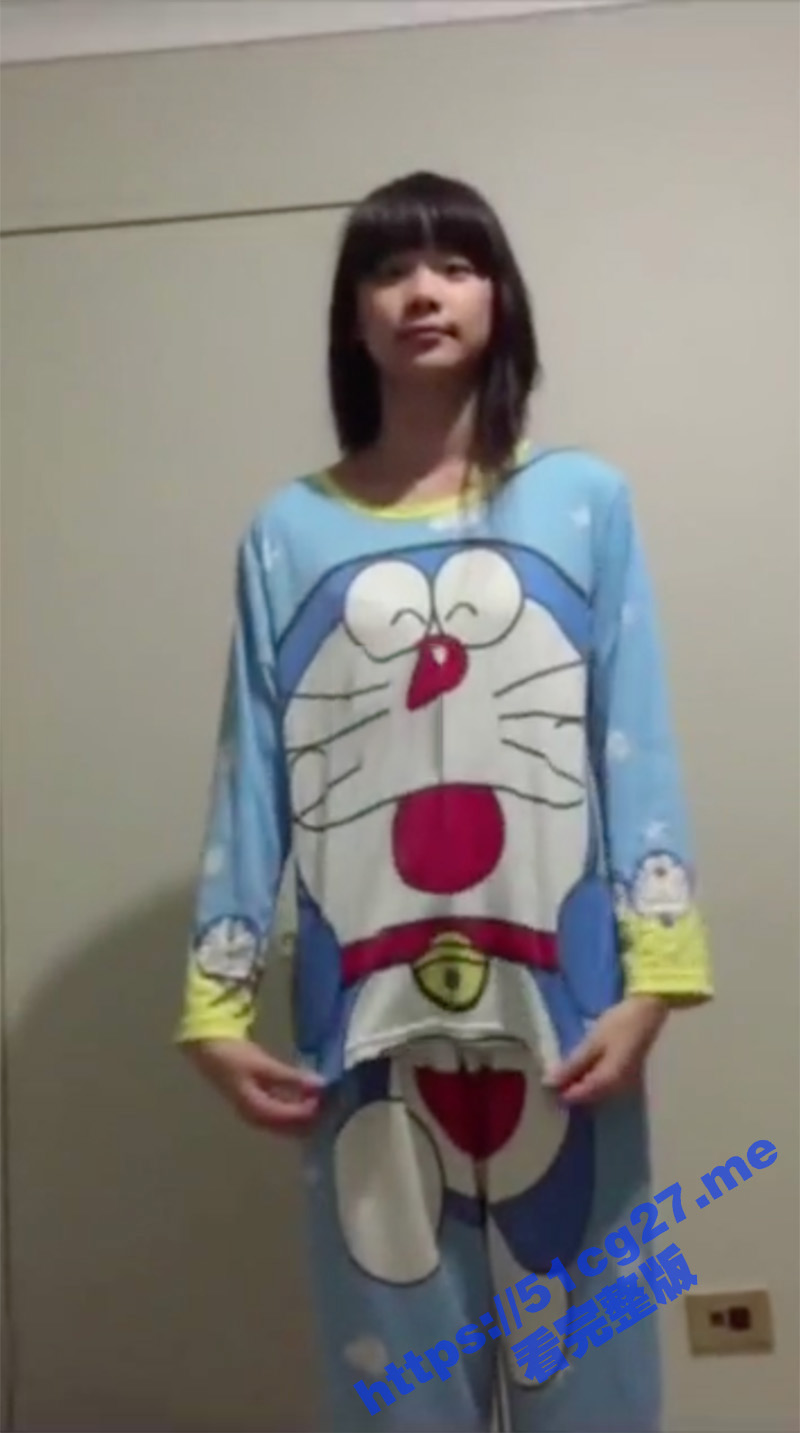 广东阳光 反差婊英语老师 吴苑莹 初中就被破处 现已经三洞全部开发 被曝光流出