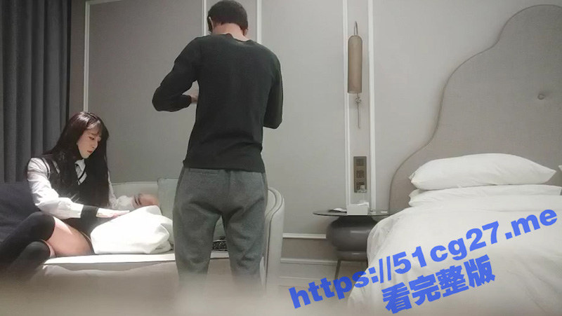 利哥探花 这应该是利哥探花最后一期了！超美极品外围 操着操着突发事故 警察上门逮捕 最后妹子都快崩溃