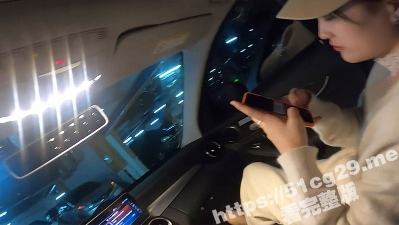 唐先生约炮 刚认识的02年艺校校花 约到酒店一顿爆操 最后爆射在脸上 小姐姐欣喜若狂！