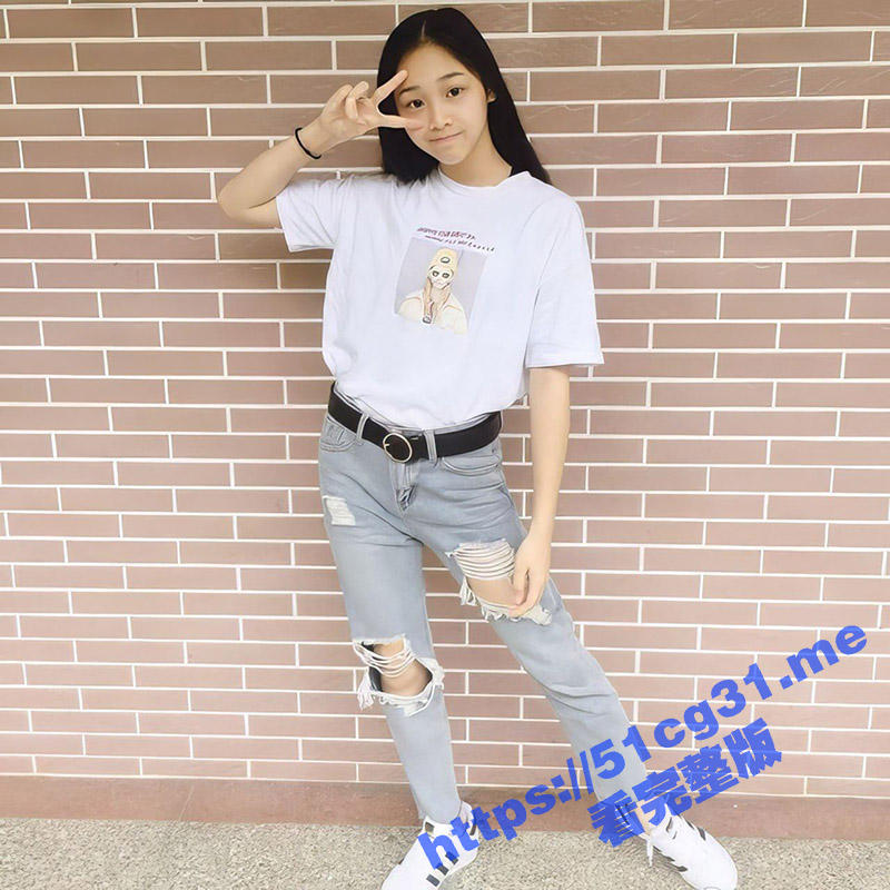 台湾新北市江翠 陈禹彤 被变态男冒充综艺选秀官忽悠 脱光衣服展示 拍下嫩穴给主人审查！