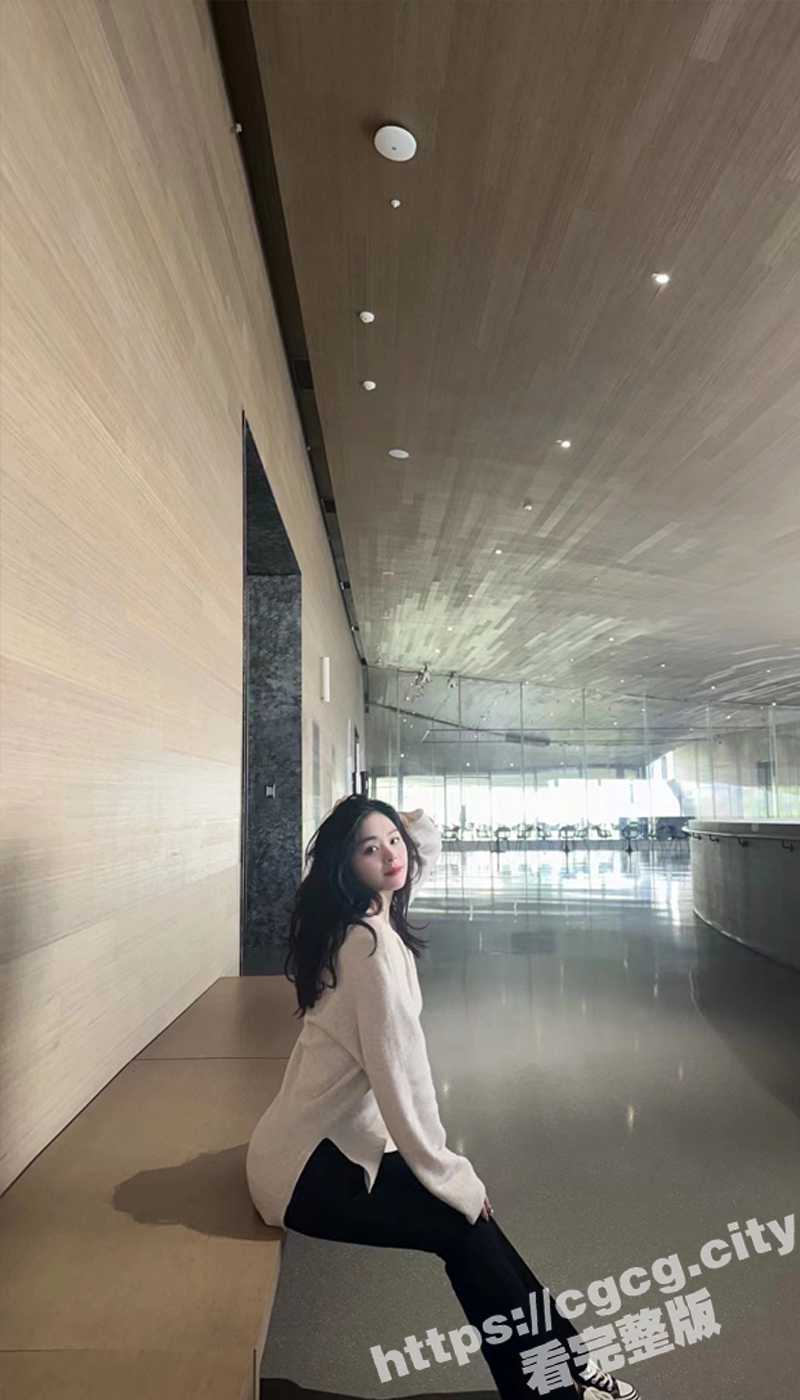 体育生大战大奶少妇！重庆 薛婉婉 偷约威猛体育生 被扇脸爆操 最后射的满背都是！