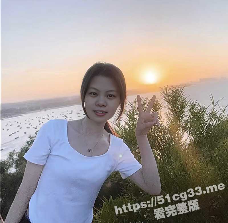 极品良家小妹性爱自拍视频流出 被大屌男友肆意玩弄随意摆布 主动露出骚逼被无套爆操内射