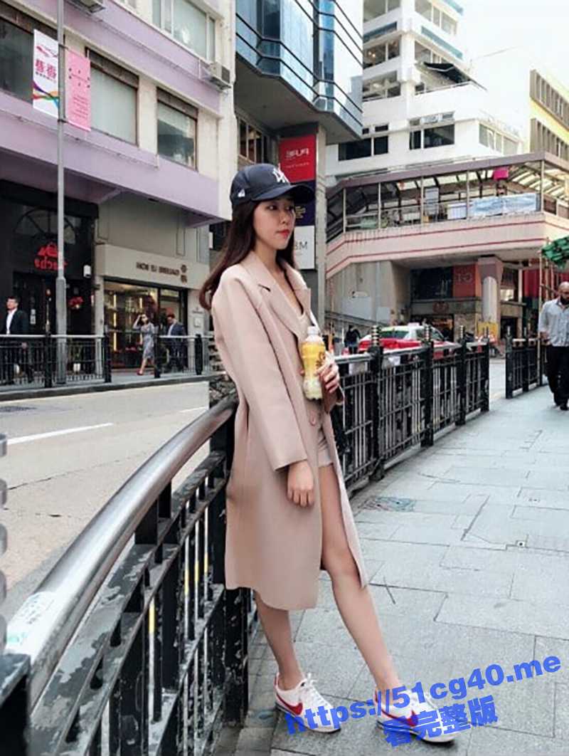 大神拿捏身材苗条大长腿的千金大小姐 在酒店被各种调教 无套啪啪内射全程露脸超级骚