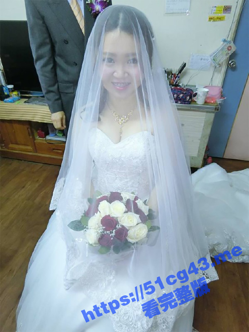 真实良家人妻性爱视频流出 这个奶子是真的不错 谁的可爱老婆出来认领一下吧