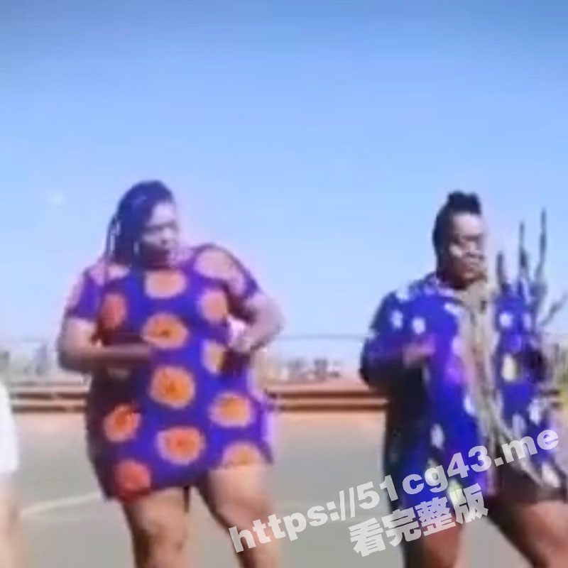 非洲部落 十个奇葩的习俗 世界之大无奇不有 以唇盘和肥胖为美的部落！！