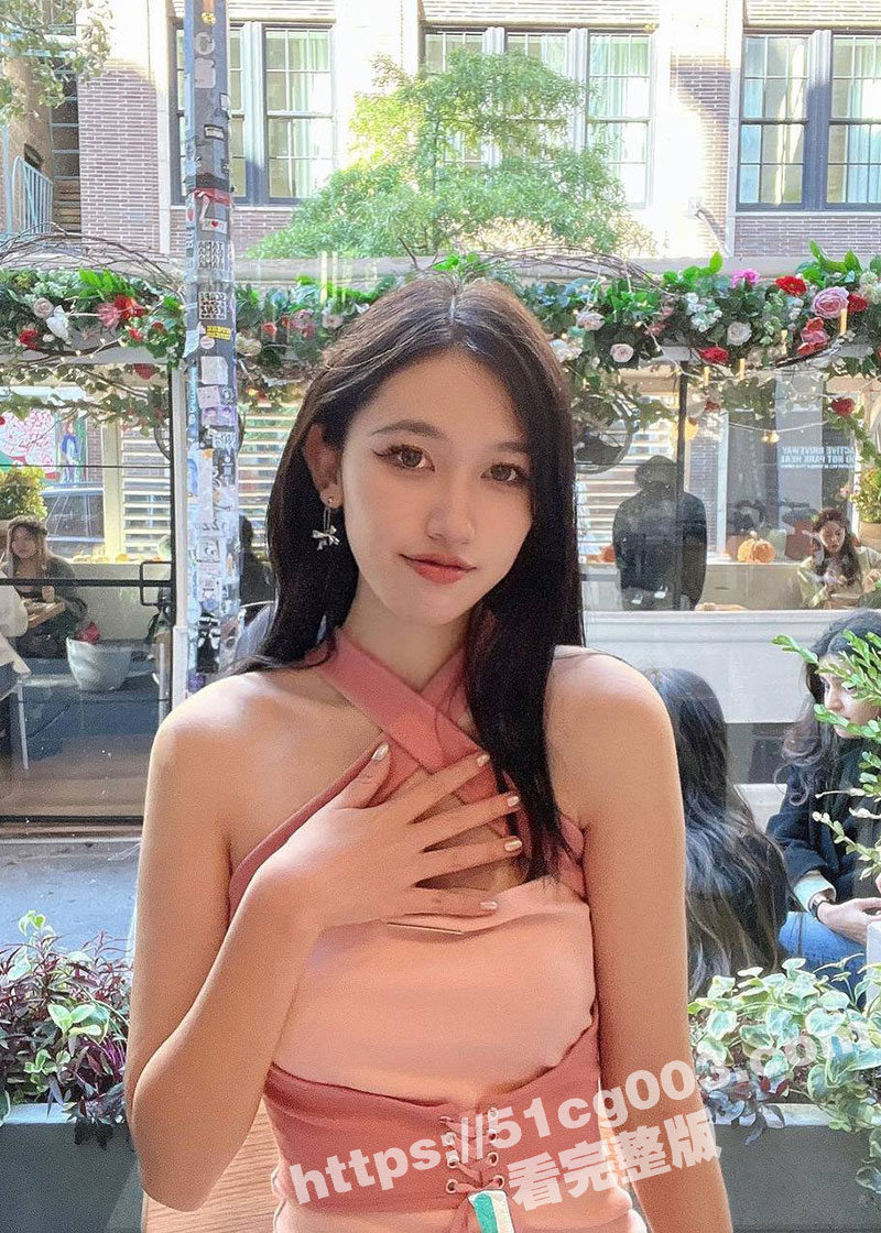 佛罗里达白富美留学生 张颖 肤白貌美大长腿与男友自拍视频流出！被操的语无伦次 高潮乱叫！