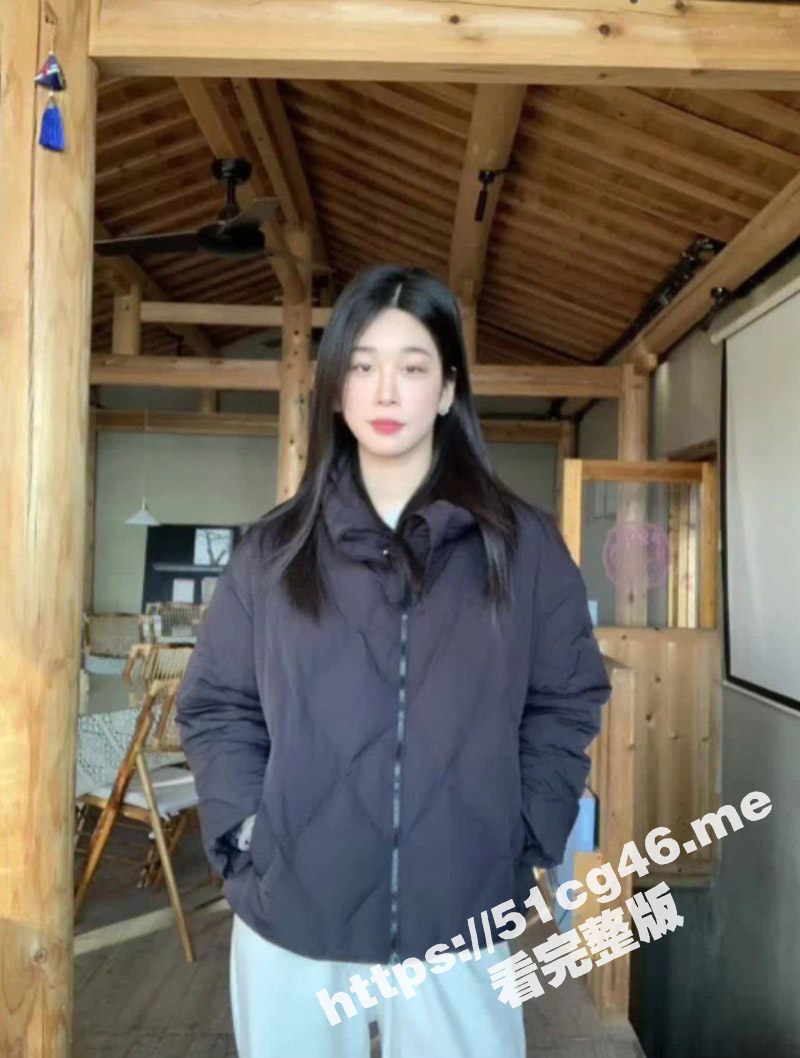 大学学妹 陶雨欣 身材高挑的骚母狗 超喜欢颜射吞精 到处约炮玩SM 玩群P穿婚纱和多人做爱