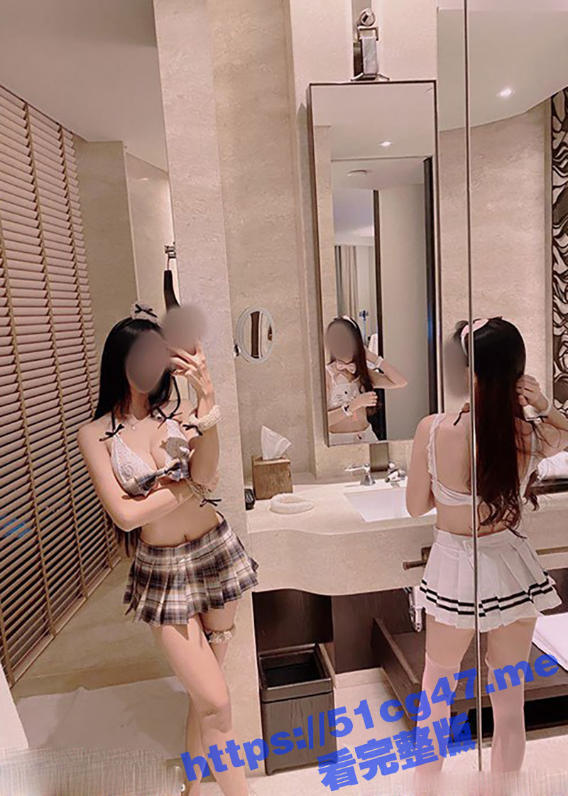 泰国健身巨乳骚母狗博主 白天是健身女神 晚上则是需要两根鸡巴才能满足的母狗！