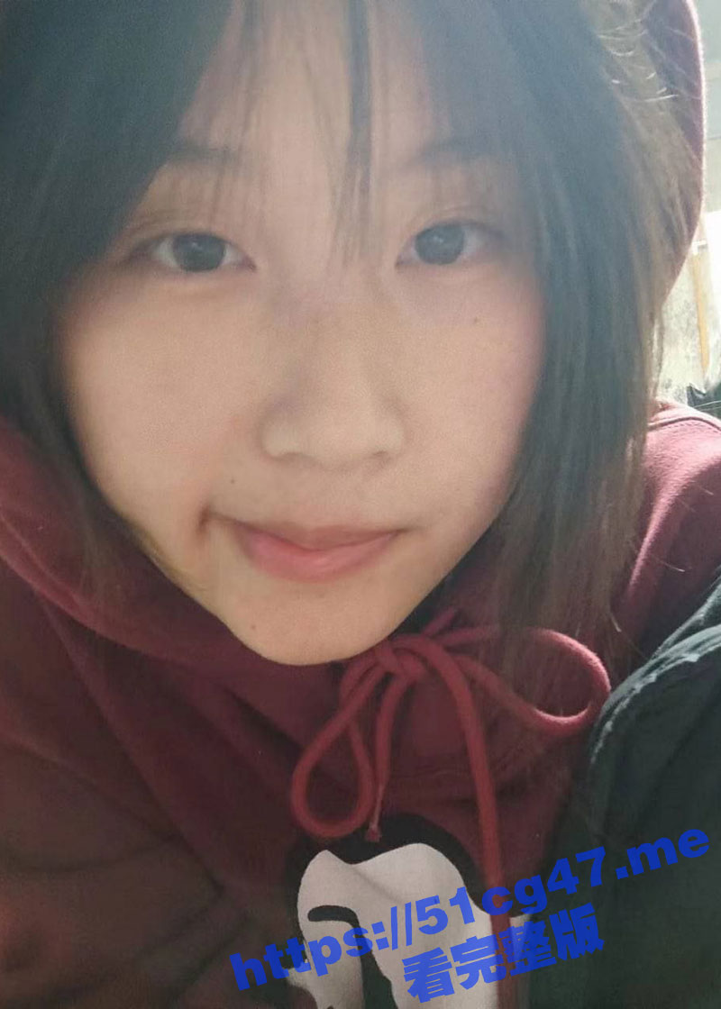 华南农业大学 D奶学生妹 张佳月 喜欢吃男友的大鸡巴 不雅自拍和吃鸡视频遭渣男曝光！