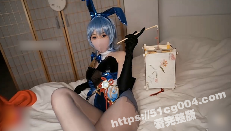劲爆网红极品美少女 柚子猫 性感兔女郎甘雨诱惑十足 丝袜美足嫩穴淫叫疯狂榨精