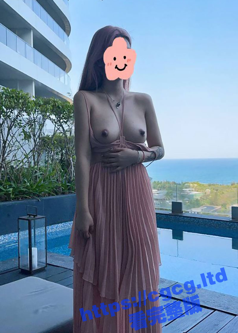 绿帽大神！大魔王FQ 万人求的高价付费私拍 5女1男 淫乱群交狂操极品身材女神！
