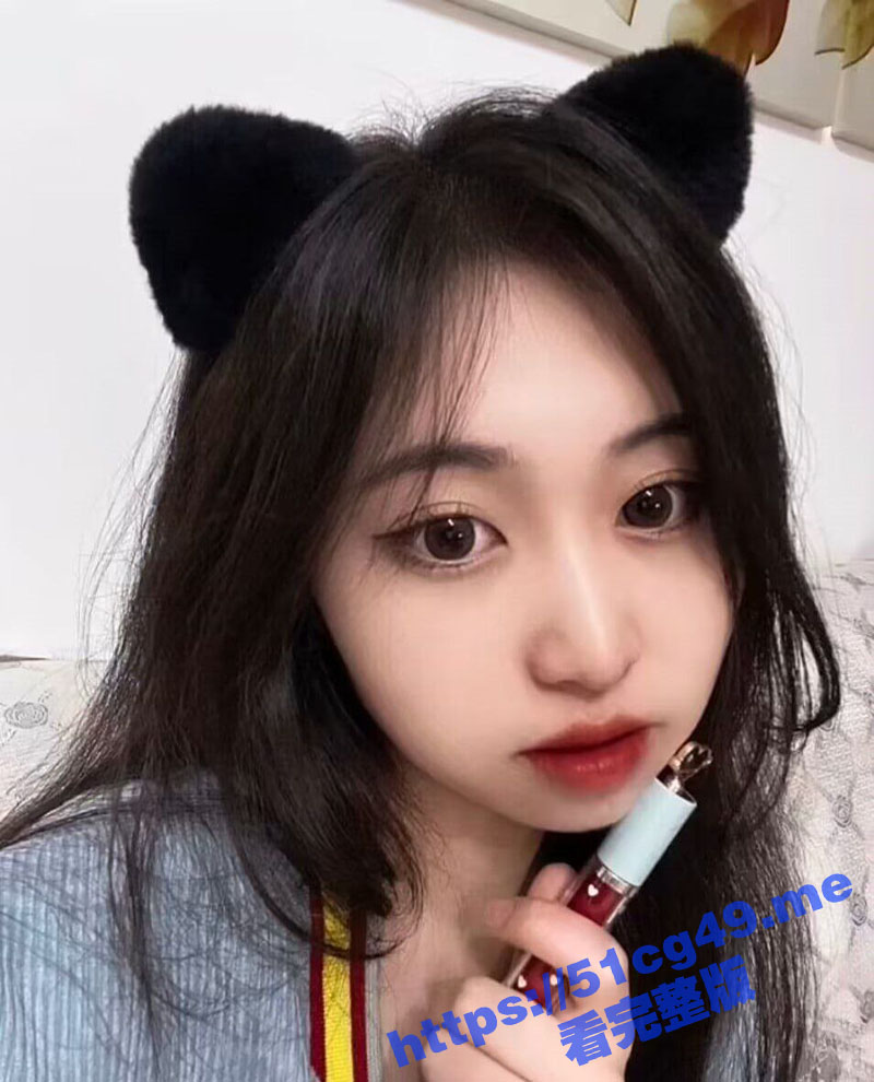 骚货前女友 分手后还一直联系 偶尔出来干几炮 经常出去和别人约炮 被发现后分手