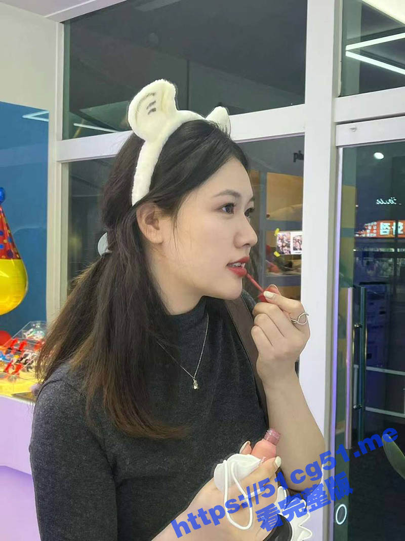 探探刷到的青岛科技园已婚小少妇 高冷御姐范女神 多次偷情被曝光 长腿翘臀身材极品