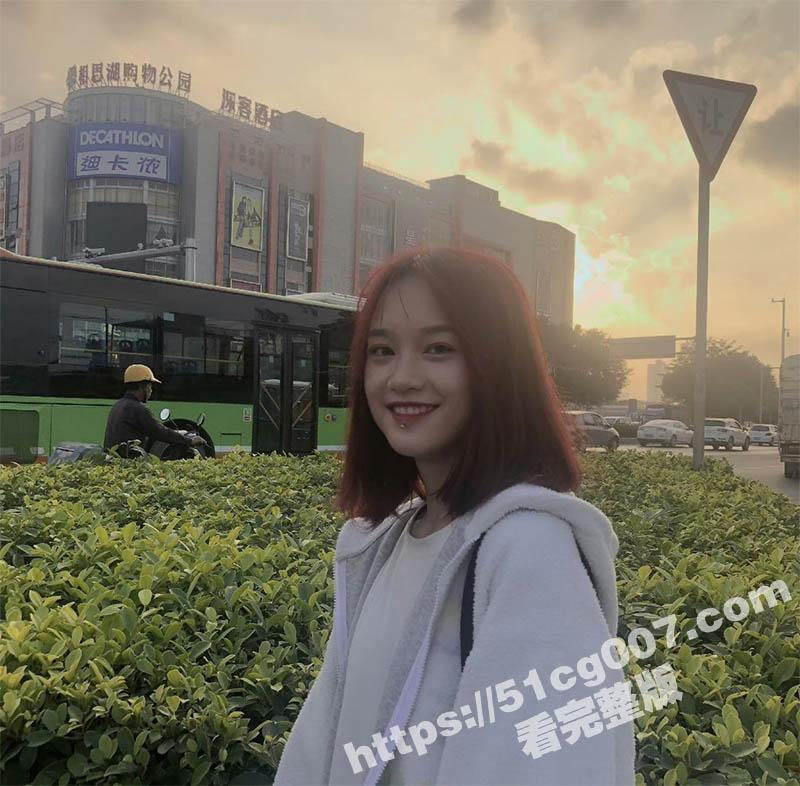 广西下海素人主播韦惠雯 真正意义上的反差婊 只要喝大了就随便搞