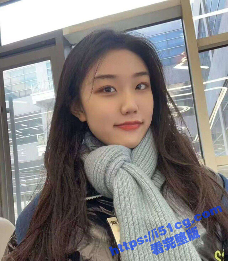 长春吉大大学清纯校花 反差婊自拍流出 身材颜值都很顶的骚货 卖力口交的样子超迷人