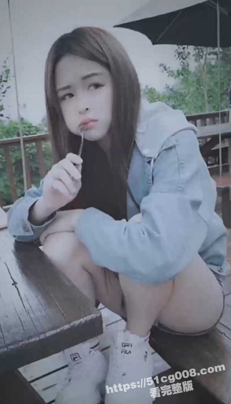 极致反差婊 婷婷 清纯呆萌可爱纹身妹与男友啪啪视频泄露曝光！