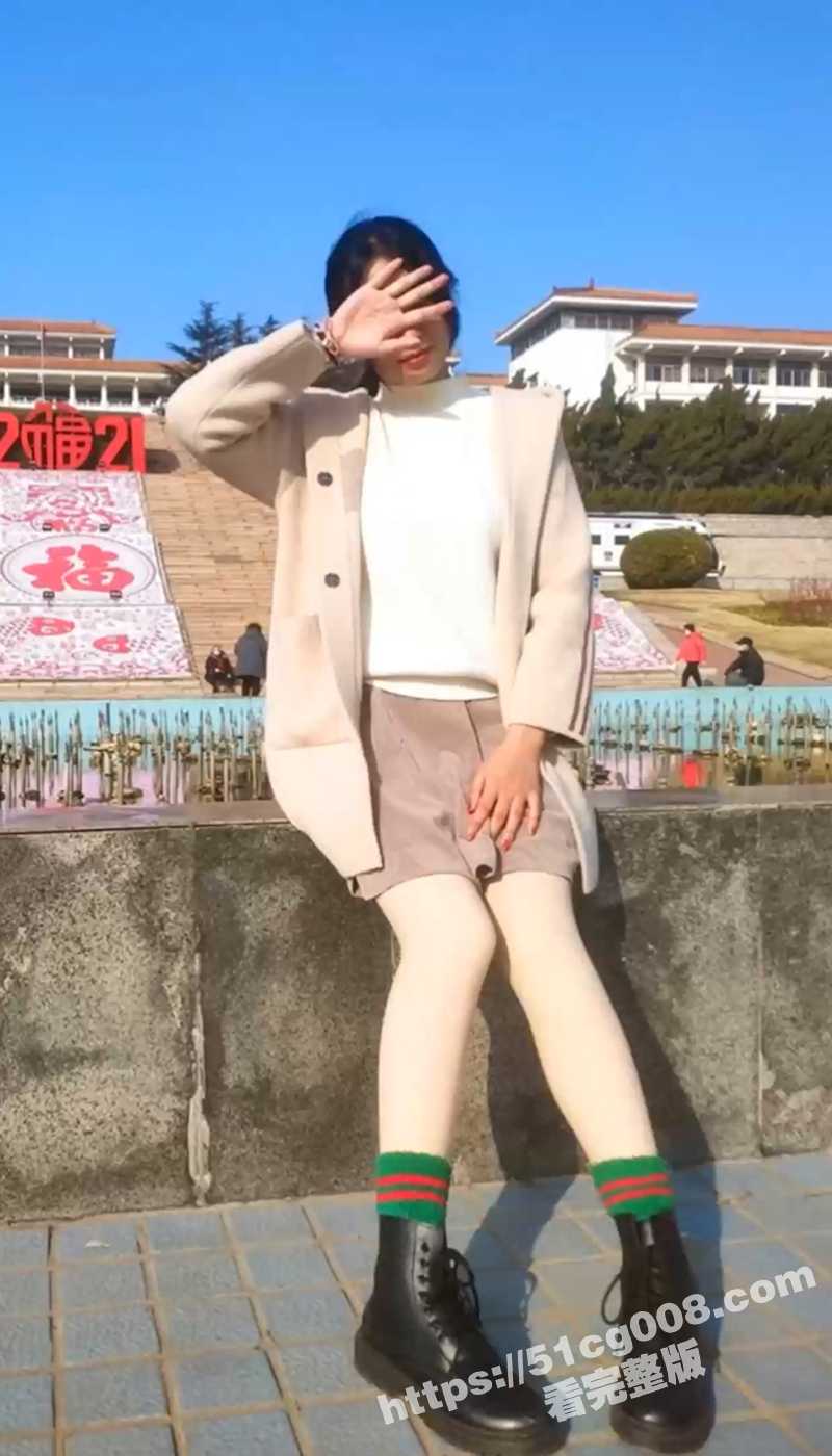 瓜友投稿 某高校大一大奶女生 宛宛 沦为性奴 重度性瘾患者 被调教喝尿 随地口交 全程淫语高能！