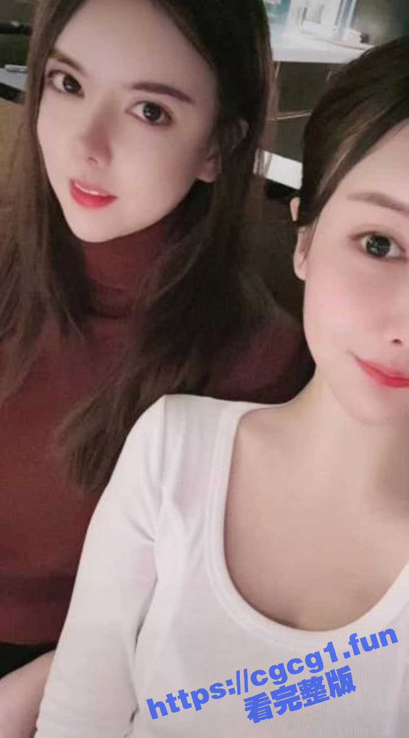 江苏超高颜值柜台女销售 刘美夏 混血儿一般的颜值 奶子又大又挺 表里不一反差极大的骚母狗