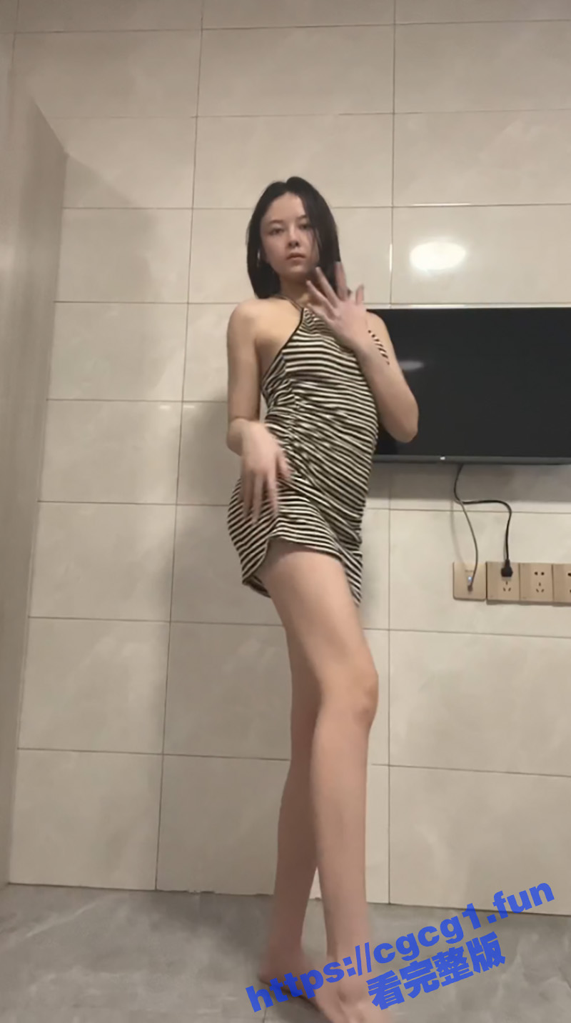 推特极品身材女神 小西西 高颜值女神露脸版裸舞视频 逆天长腿多视频合集