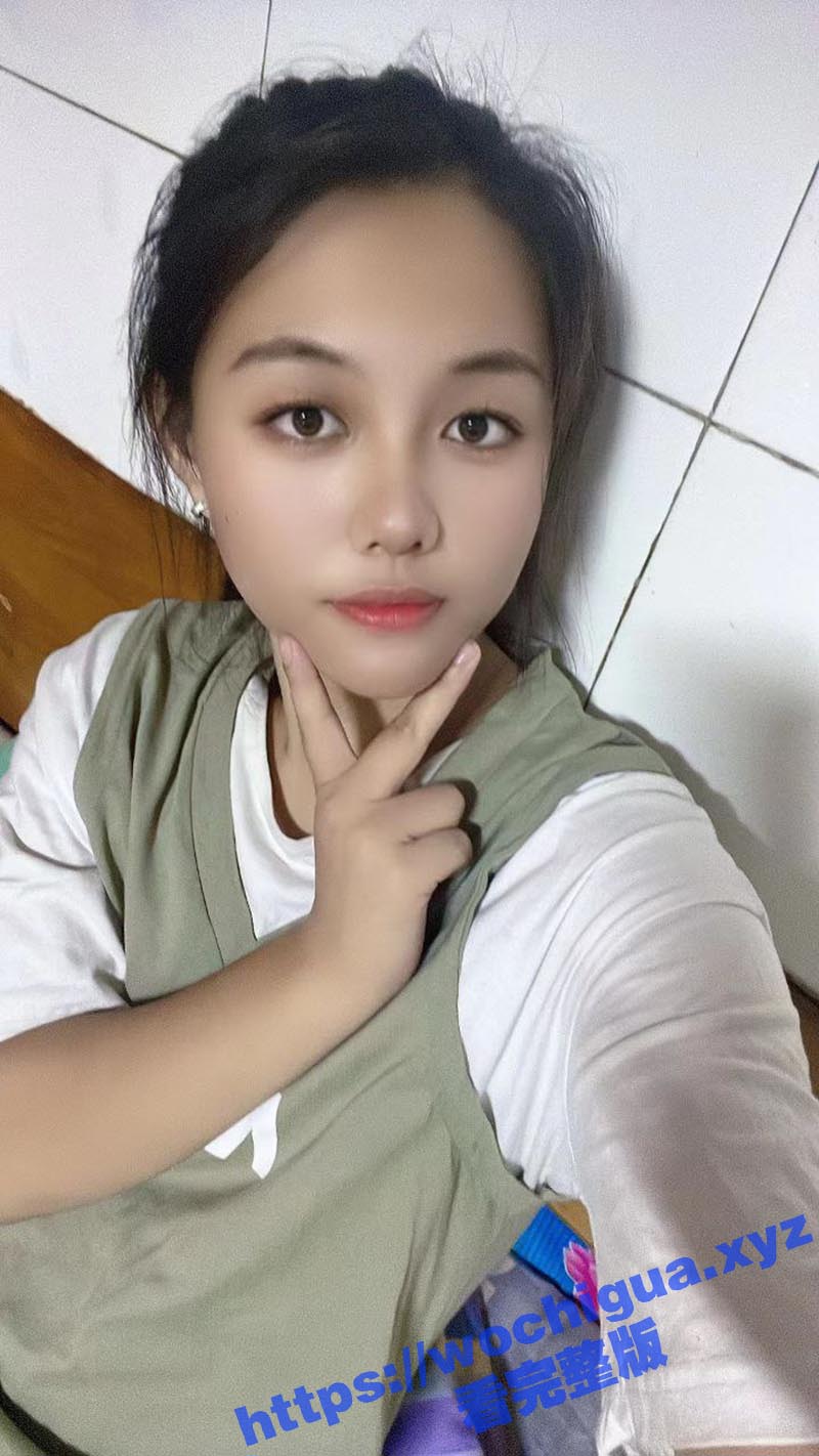 哈尔滨八字奶巨乳小女友 人前女神人后母狗的真实面目 年纪不大奶子竟然都下垂了 得被多少人玩过啊