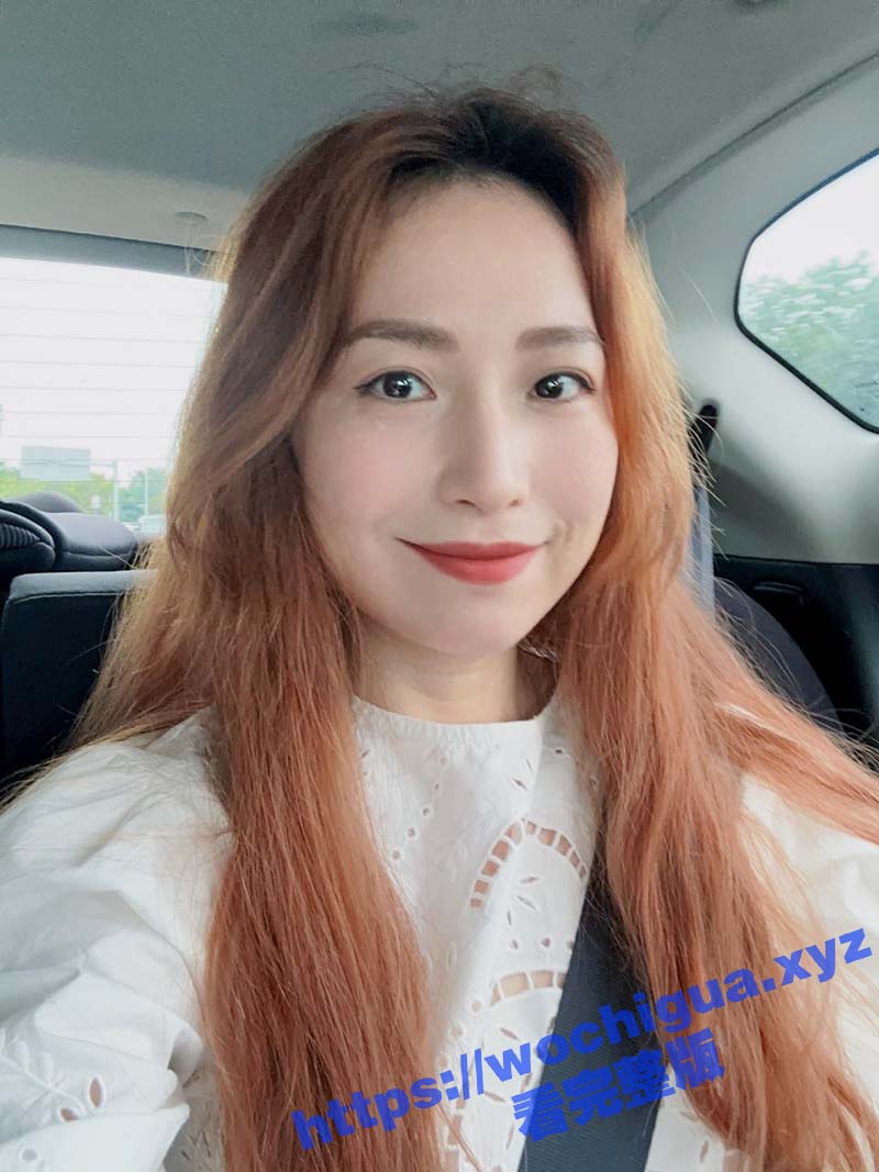 反差绝美幼师 白嫩美胸极品性感身材女神 不仅逼嫩还提供淫脚足交服务 没想到床上这么浪