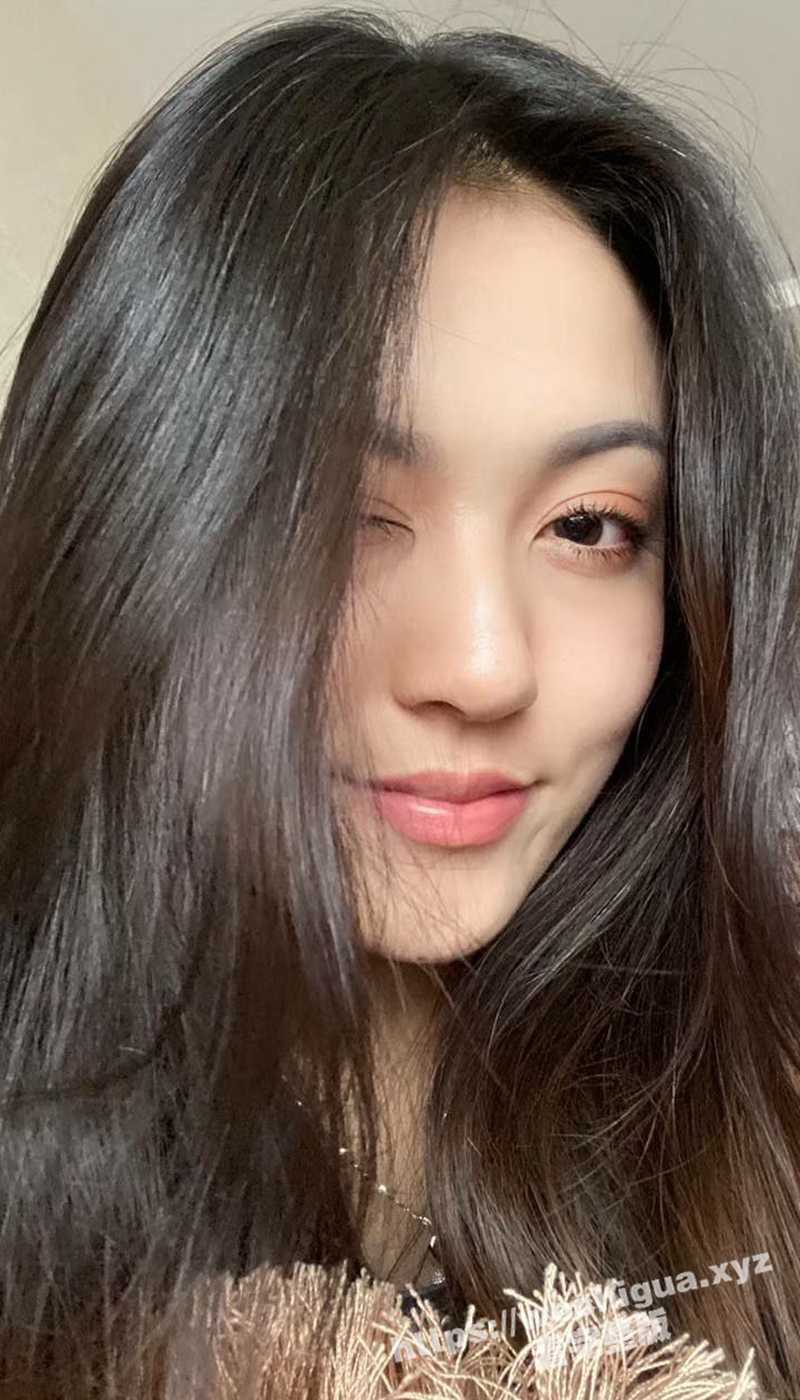 上海戏剧学院 极品舞蹈生 王倩倩 与男友啪啪自拍被曝光！这臀！这裤子！这衣服！极品到顶！