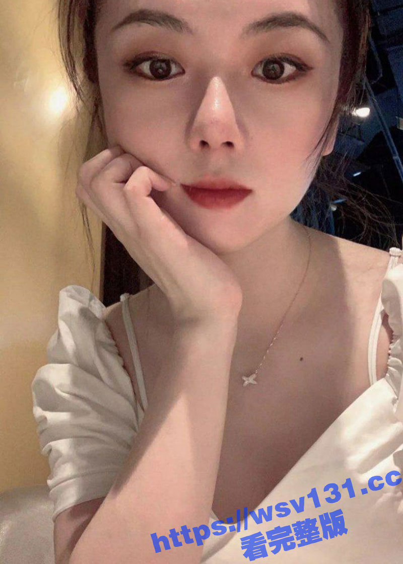 花椒高颜极品女神主播 玉兔奈奈 化身黑丝兔女郎和榜一大哥的酒店约炮视频流出！