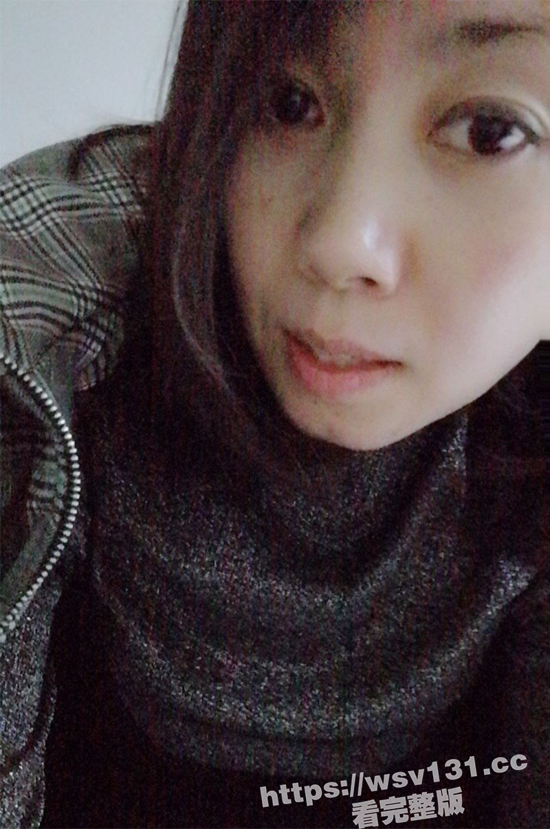骚货母狗冰城女王 玫姿 调教男奴时性欲来了被反操 穿着黑丝高跟在男奴胯下哀嚎！